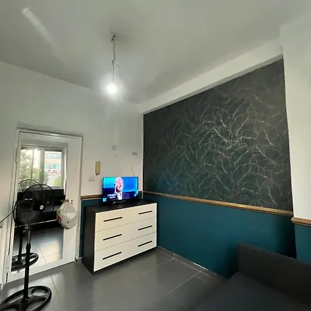 100 Holiday home *